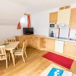 Appartments Bergland アパート *